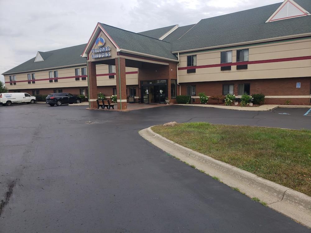 Comfort Suites Detroit/Warren Bagian luar foto