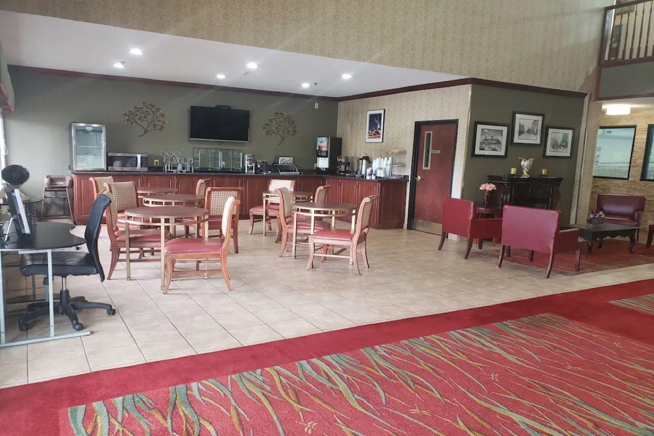 Comfort Suites Detroit/Warren Bagian luar foto